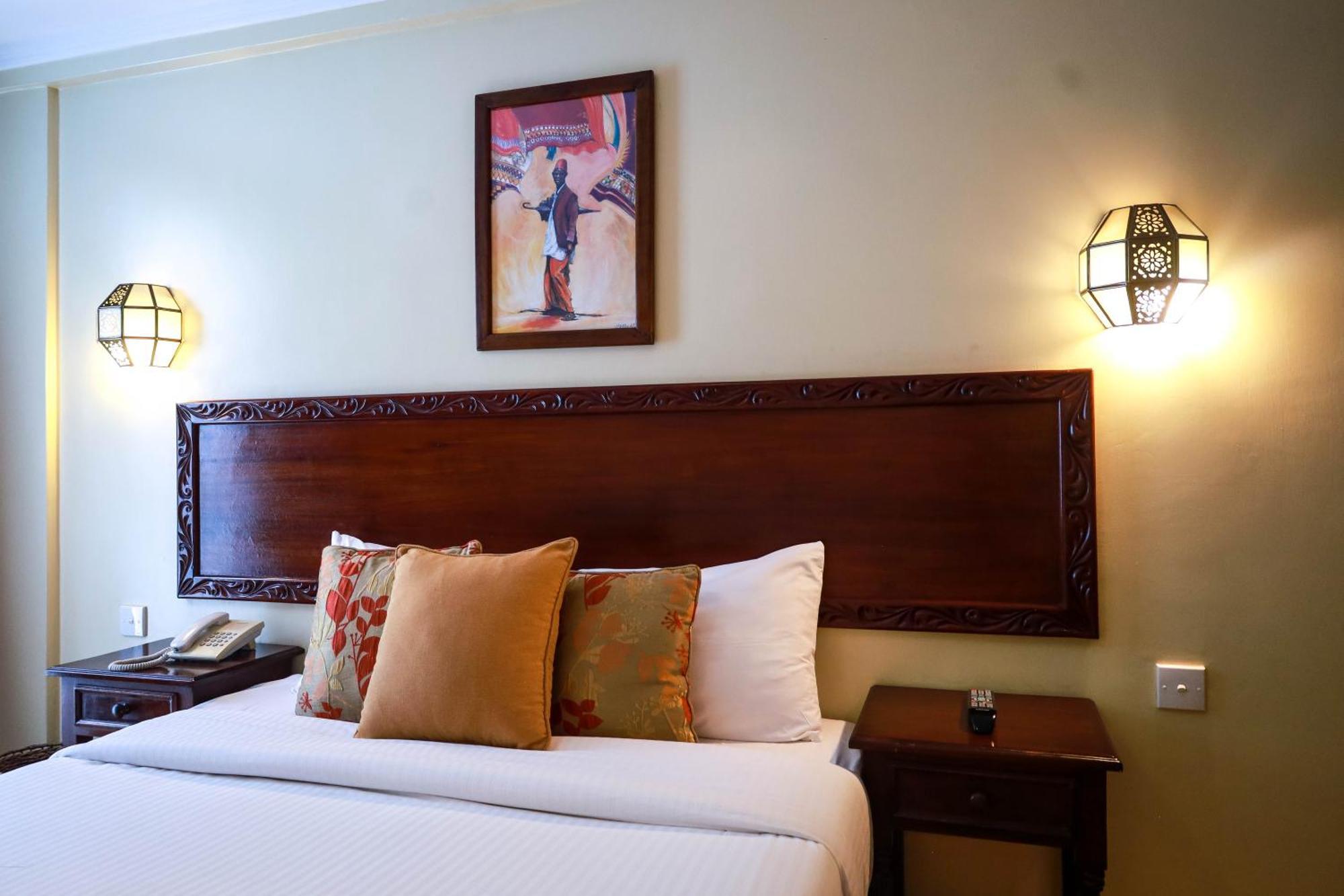 เดอะฮีรอนปอร์ติโกโฮเต็ล Hotel ไนโรบี ภายนอก รูปภาพ