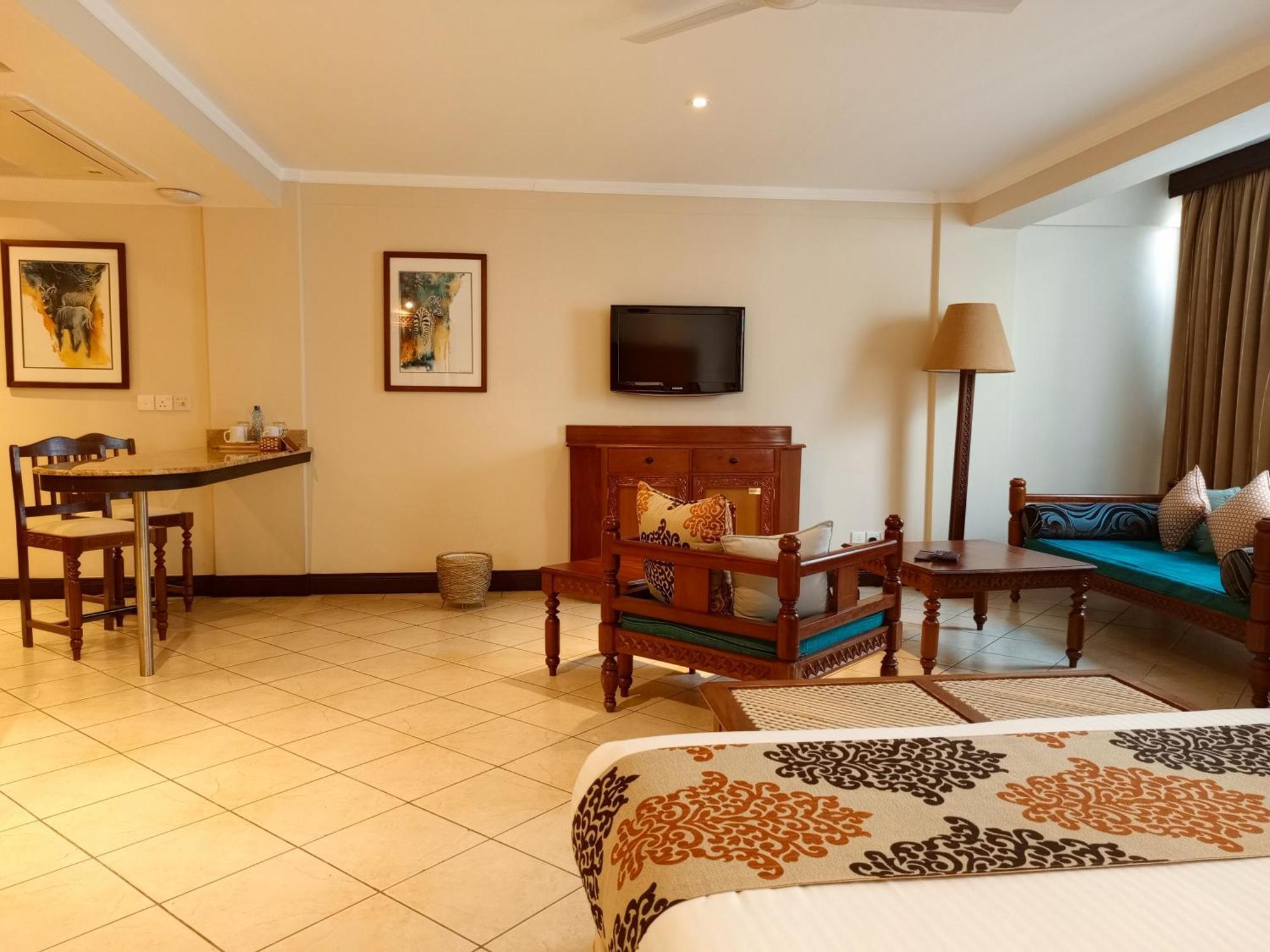 เดอะฮีรอนปอร์ติโกโฮเต็ล Hotel ไนโรบี ภายนอก รูปภาพ