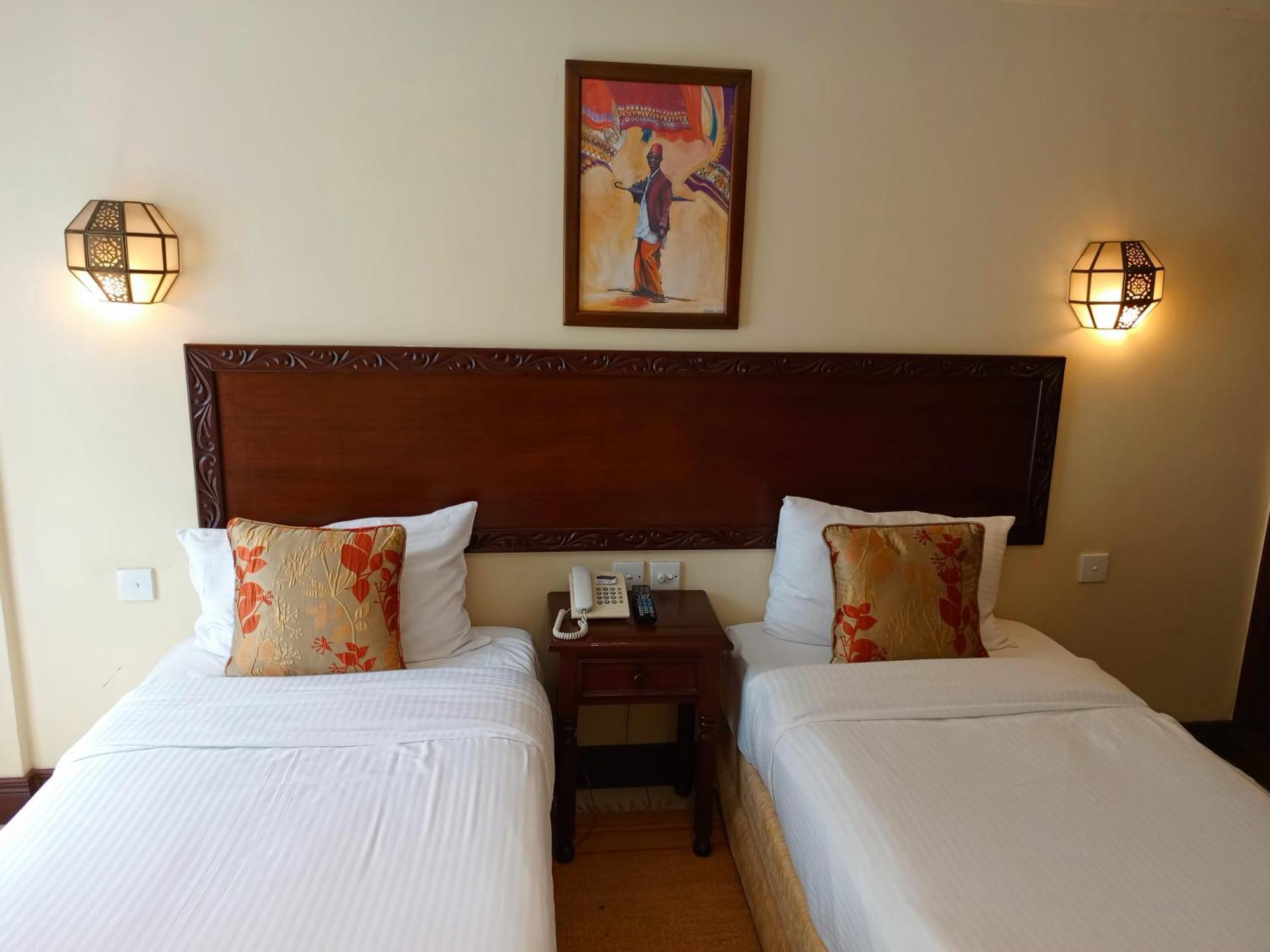 เดอะฮีรอนปอร์ติโกโฮเต็ล Hotel ไนโรบี ภายนอก รูปภาพ