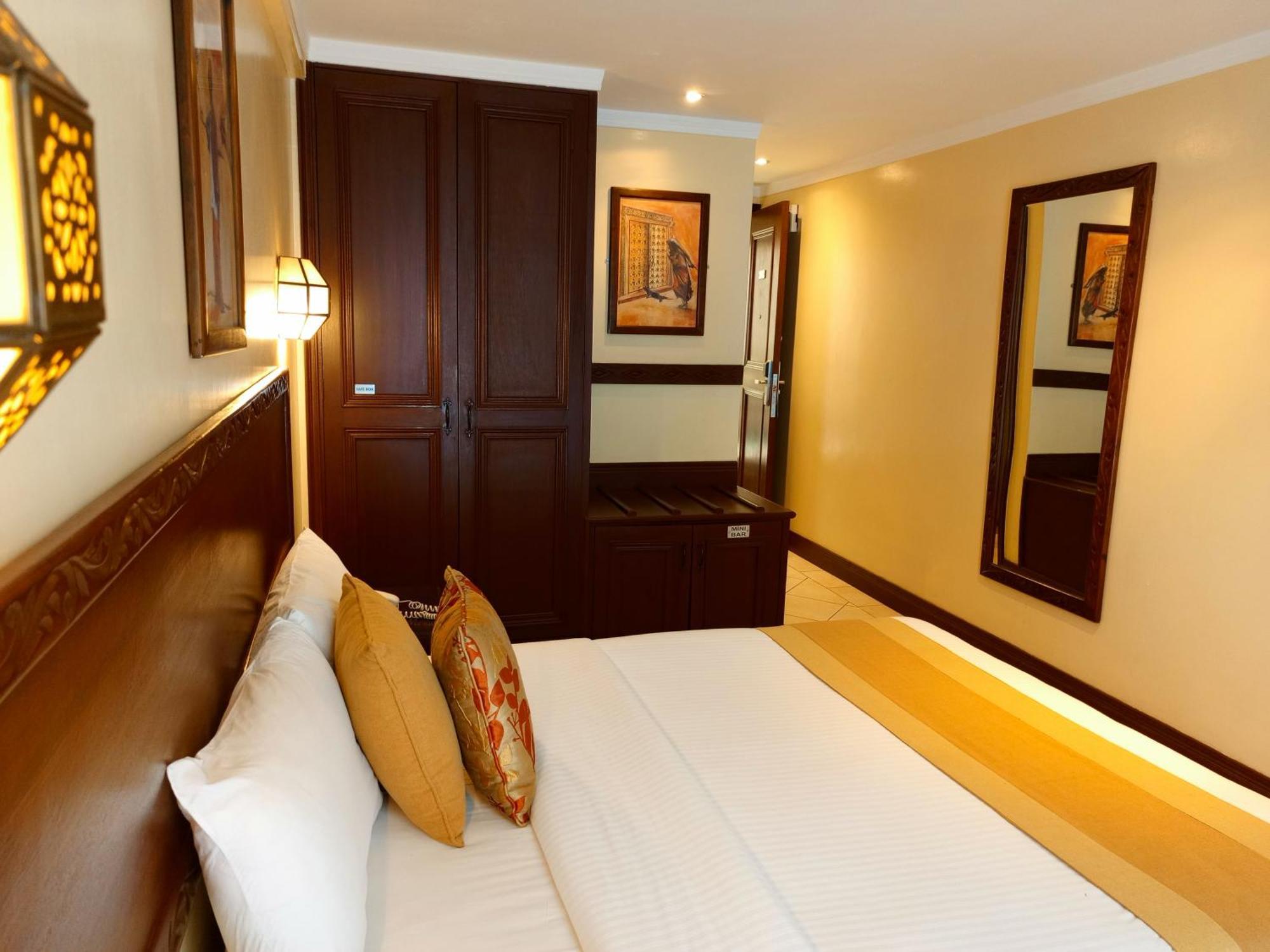 เดอะฮีรอนปอร์ติโกโฮเต็ล Hotel ไนโรบี ภายนอก รูปภาพ